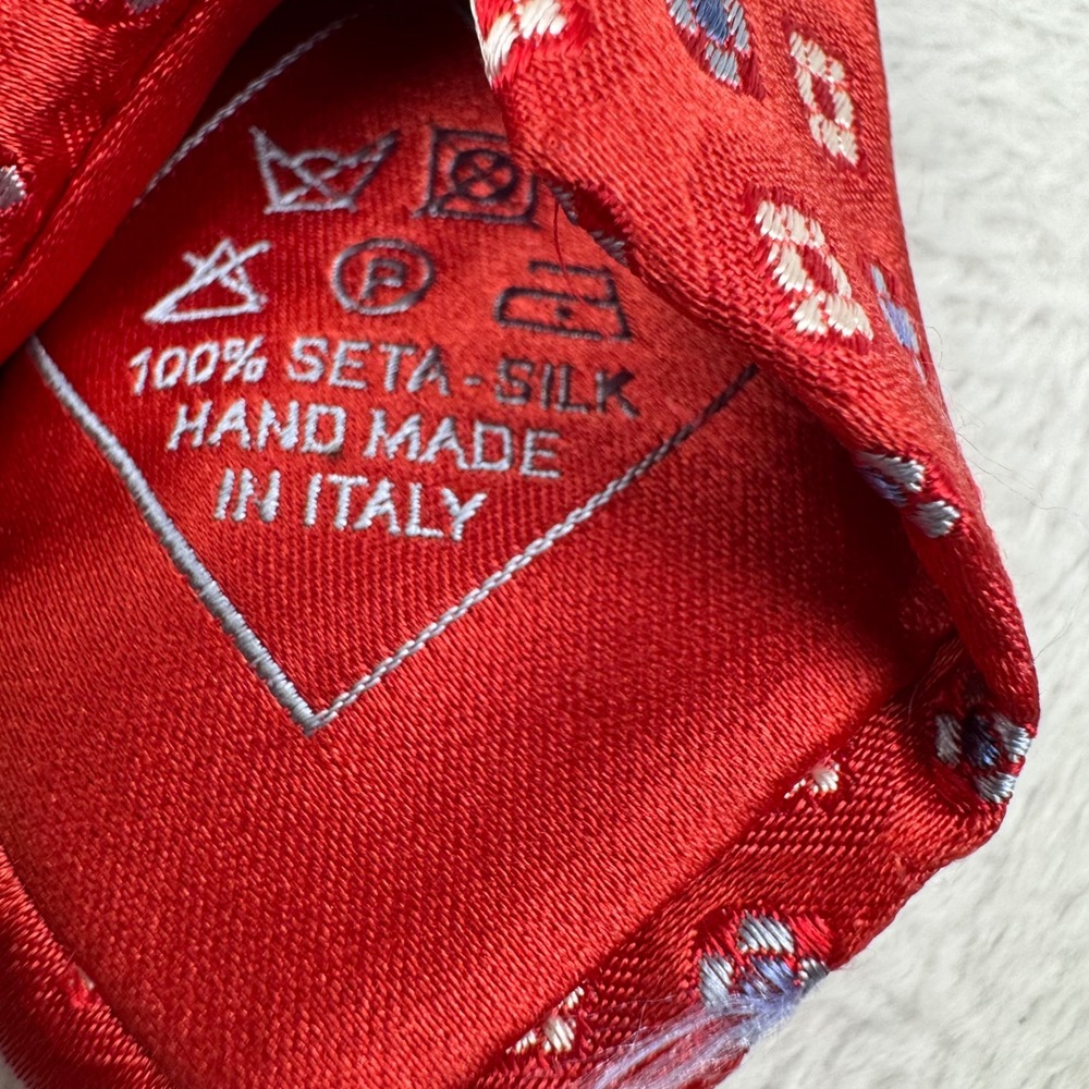 Brioni Silk Tie Mens OS Red Geometric Medallion Handmade Italy dis.1F158 - Picture 8 of 10